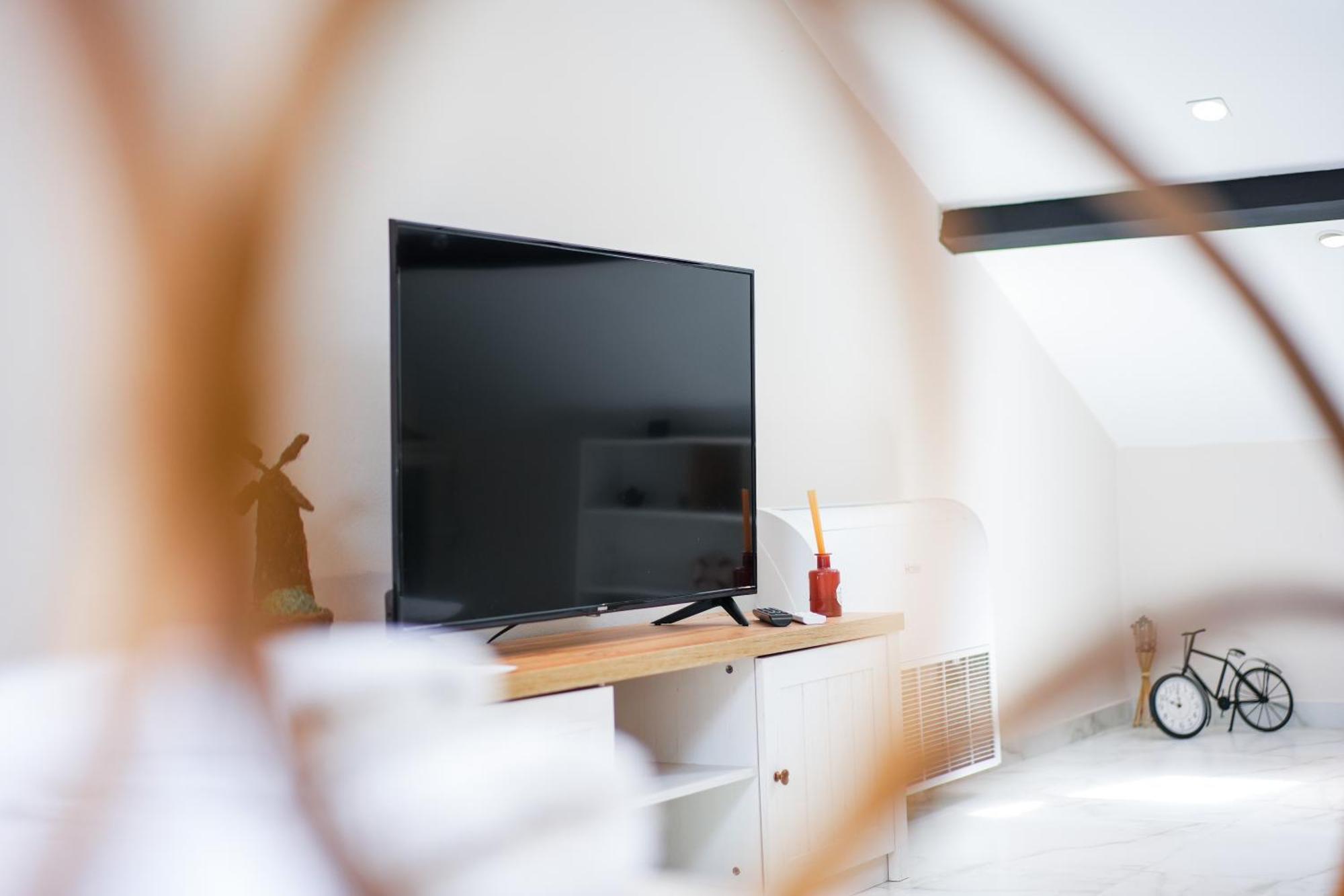 City Center Hideout - Studio Apartment ティラナ エクステリア 写真